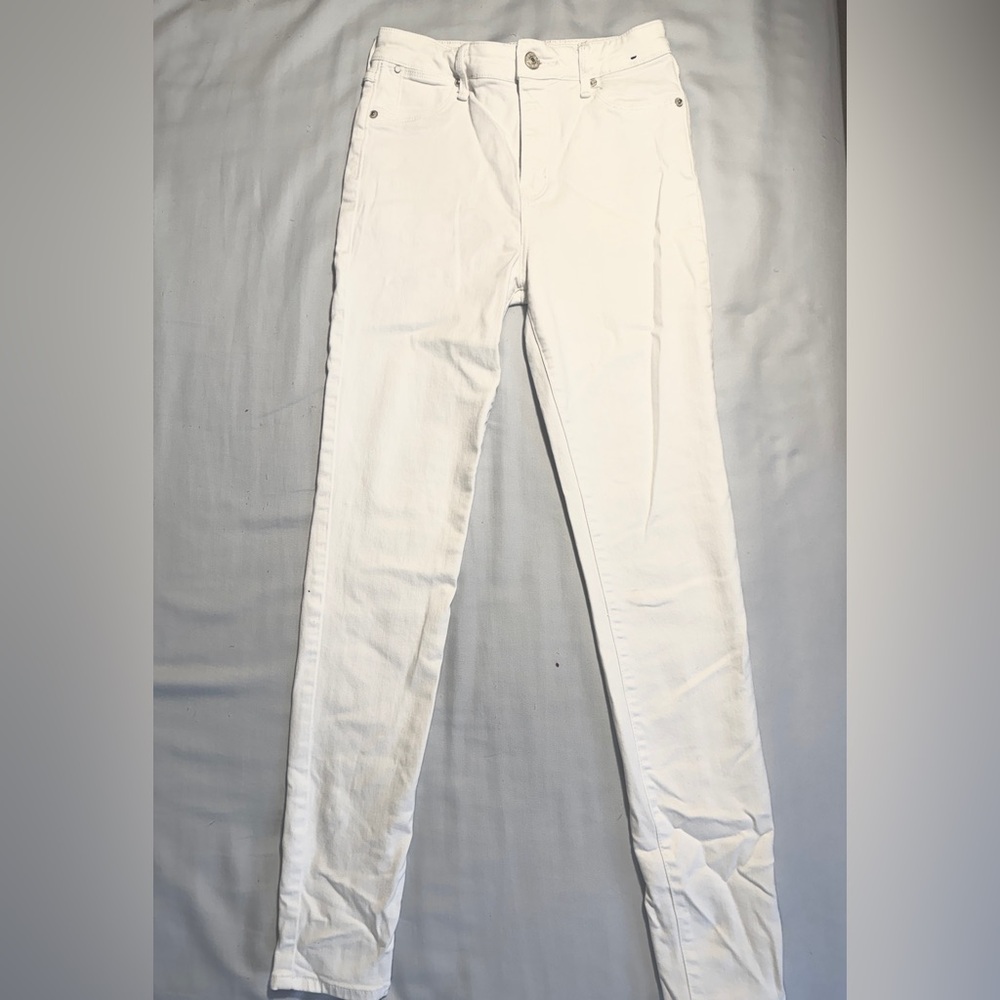 Abercrombie & Fitch Signature Collection White Skinny Jeans
